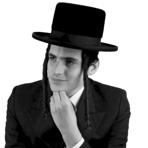 אחינו cover